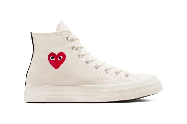 Converse и Comme des Garçons переиздали пару OG Single Hearts