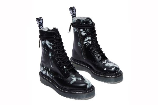 Dr. Martens показал коллаборацию с группой Nine Inch Nails